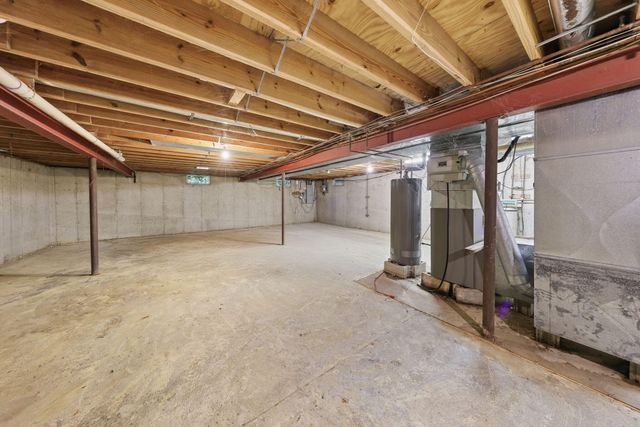1776 Indian Boundary Road, Chesterton, IN 46304