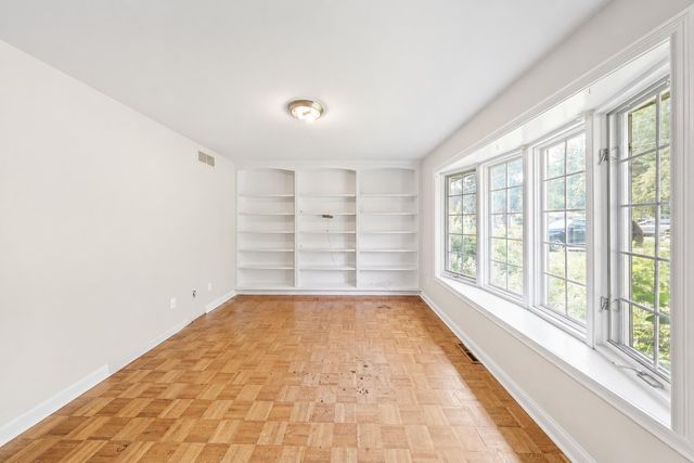 1776 Indian Boundary Road, Chesterton, IN 46304