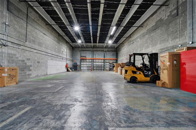 7770 NW 46th St 23, Doral, FL 33166