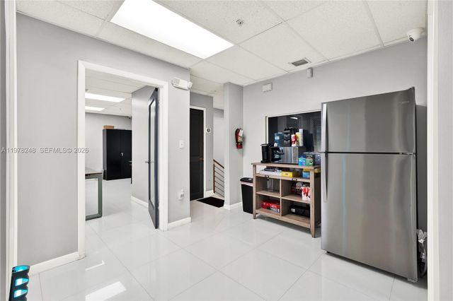 7770 NW 46th St 23, Doral, FL 33166