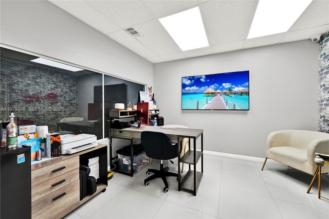 7770 NW 46th St 23, Doral, FL 33166