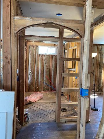 2428 Illinois Avenue, Flint, MI 48506