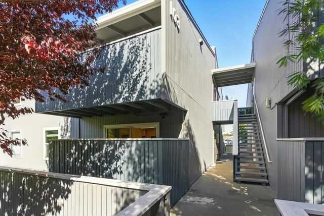 103 Piccadilly Place A, San Bruno, CA 94066