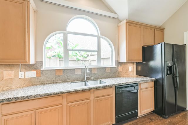 3122 Candle Pond Lane, Spring, TX 77388