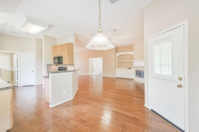 3122 Candle Pond Lane, Spring, TX 77388