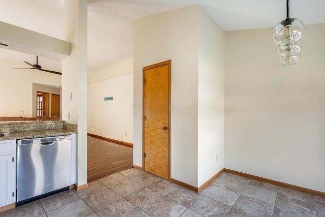 2932 Grand Haven Drive, Pickerington, OH 43147