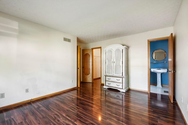 2932 Grand Haven Drive, Pickerington, OH 43147