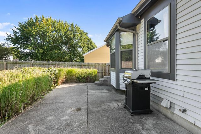 2932 Grand Haven Drive, Pickerington, OH 43147