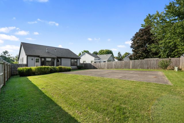 2932 Grand Haven Drive, Pickerington, OH 43147