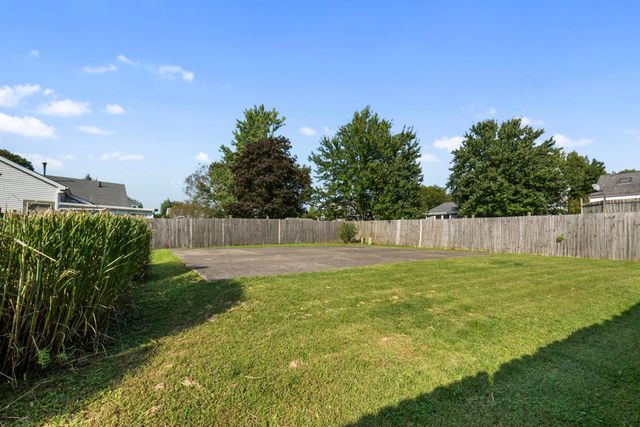 2932 Grand Haven Drive, Pickerington, OH 43147