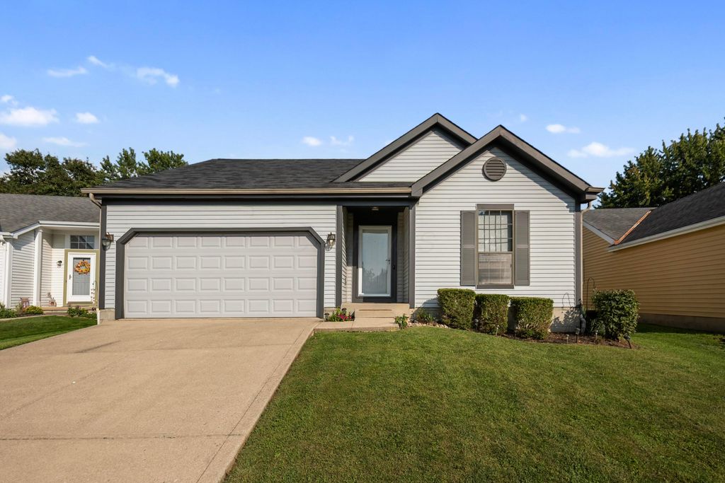 2932 Grand Haven Drive, Pickerington, OH 43147