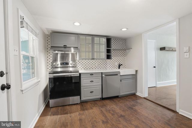 150 W PRICE ST, Philadelphia, PA 19144