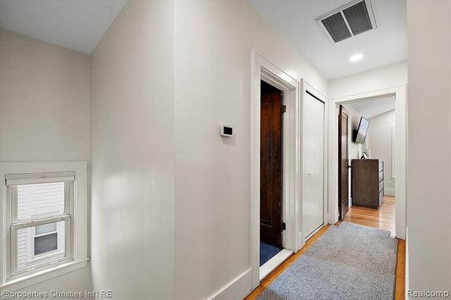 917 Maplegrove Avenue, Royal Oak, MI 48067