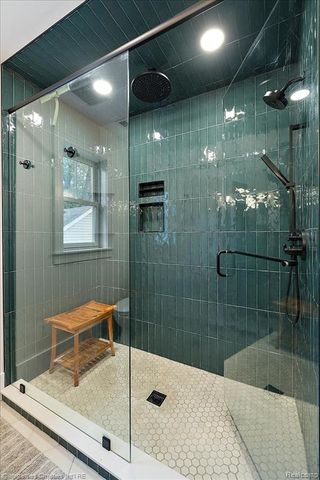 917 Maplegrove Avenue, Royal Oak, MI 48067