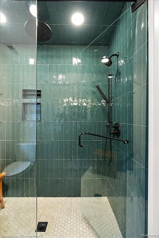 917 Maplegrove Avenue, Royal Oak, MI 48067