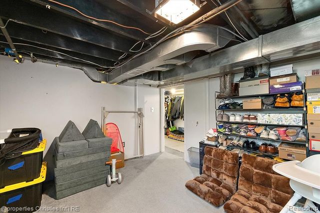 917 Maplegrove Avenue, Royal Oak, MI 48067