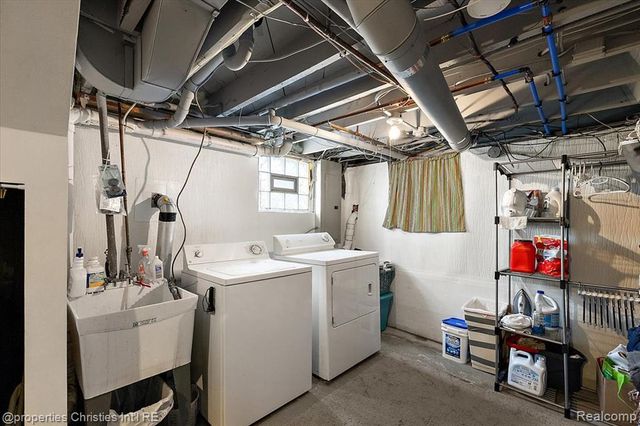 917 Maplegrove Avenue, Royal Oak, MI 48067