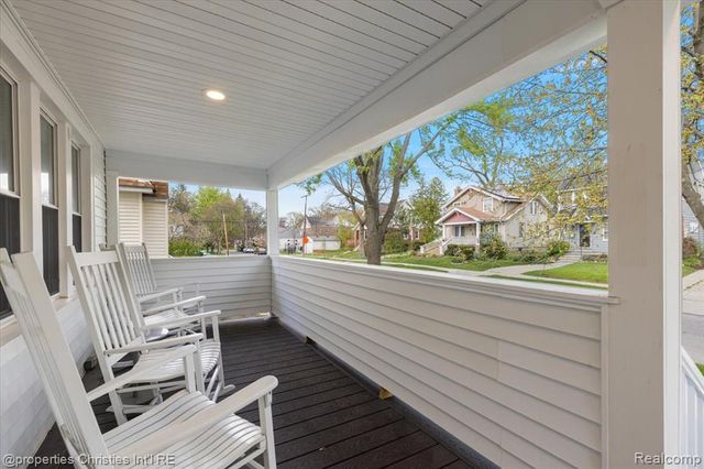 917 Maplegrove Avenue, Royal Oak, MI 48067