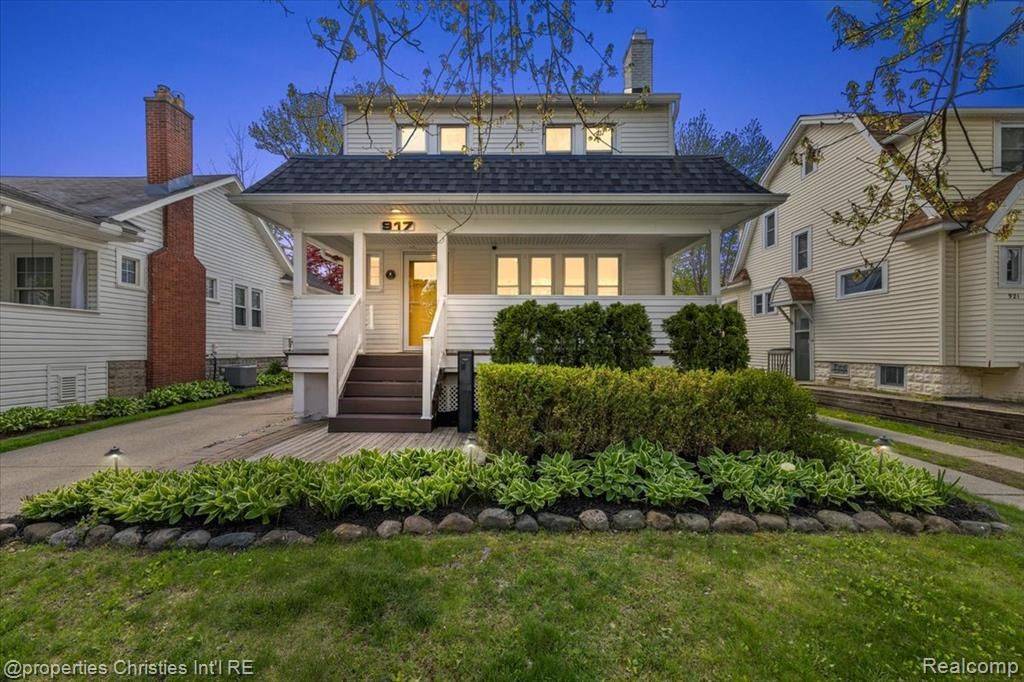 917 Maplegrove Avenue, Royal Oak, MI 48067