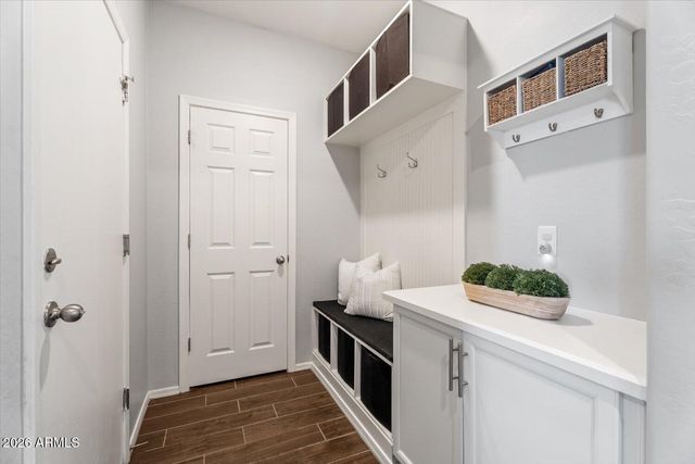 19726 W TURNEY Avenue, Litchfield Park, AZ 85340