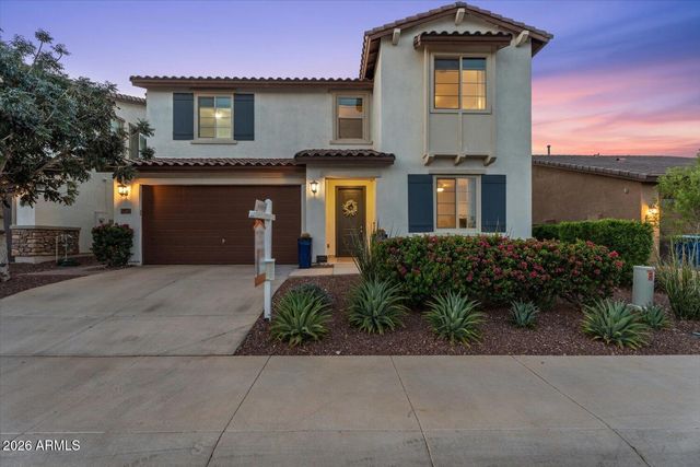 19726 W TURNEY Avenue, Litchfield Park, AZ 85340