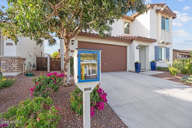 19726 W TURNEY Avenue, Litchfield Park, AZ 85340