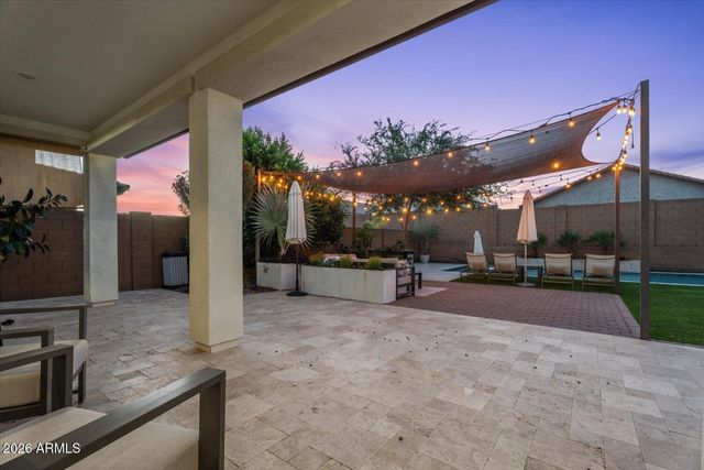 19726 W TURNEY Avenue, Litchfield Park, AZ 85340