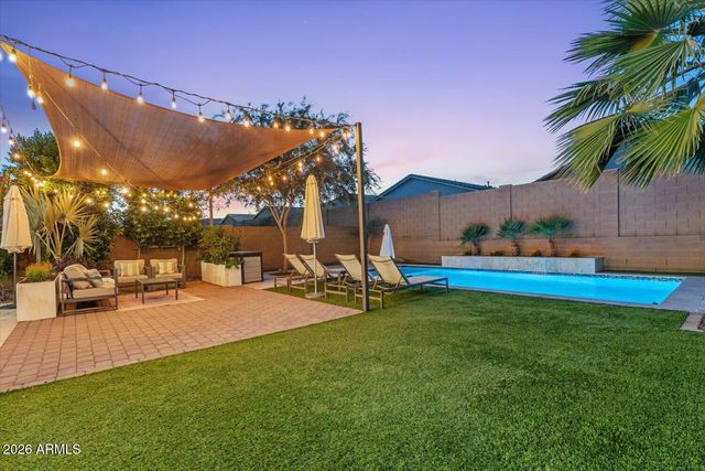 19726 W TURNEY Avenue, Litchfield Park, AZ 85340