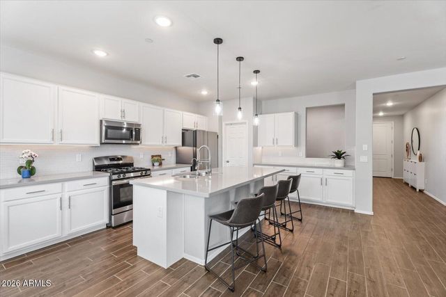 19726 W TURNEY Avenue, Litchfield Park, AZ 85340