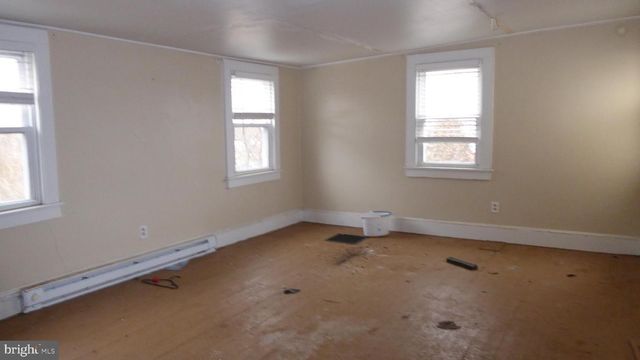 1668 MAIN ST, Port Norris, NJ 08349