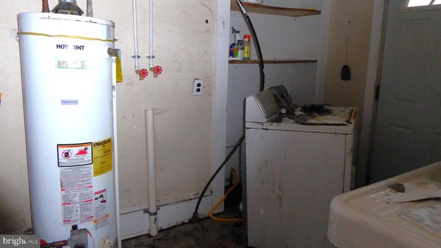 1668 MAIN ST, Port Norris, NJ 08349