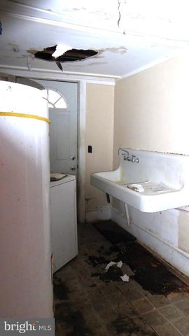 1668 MAIN ST, Port Norris, NJ 08349