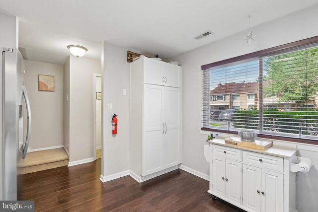 1060 PENDLETON CT, Voorhees, NJ 08043