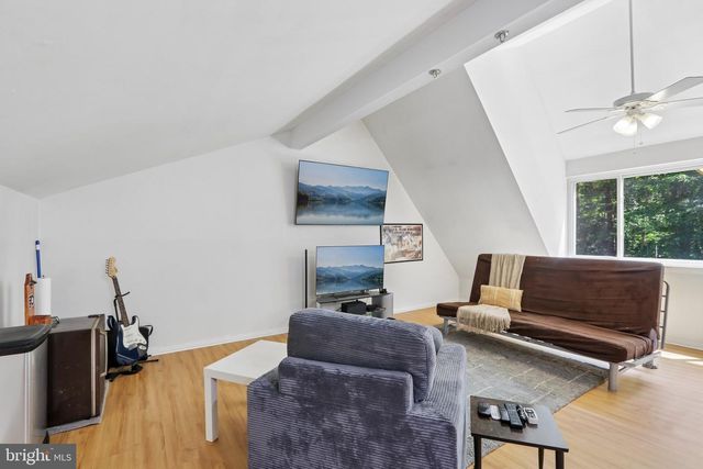 1060 PENDLETON CT, Voorhees, NJ 08043