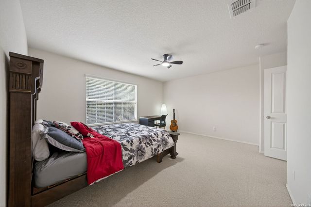 6806 Harbor Flds, Converse, TX 78109