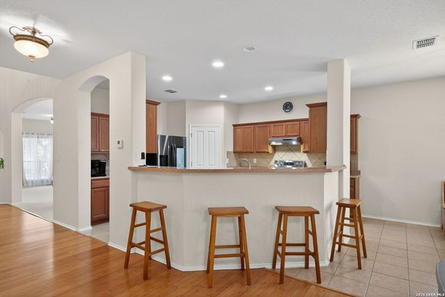 6806 Harbor Flds, Converse, TX 78109