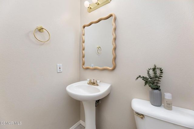 5219 Paseo Ricoso, Camarillo, CA 93012