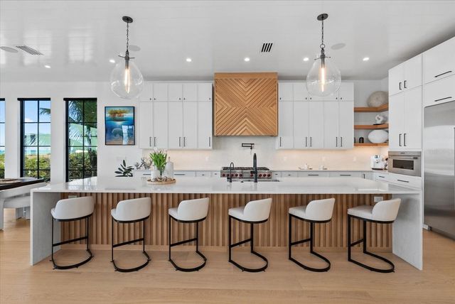 171 WHITTIER DRIVE, Sarasota, FL 34236