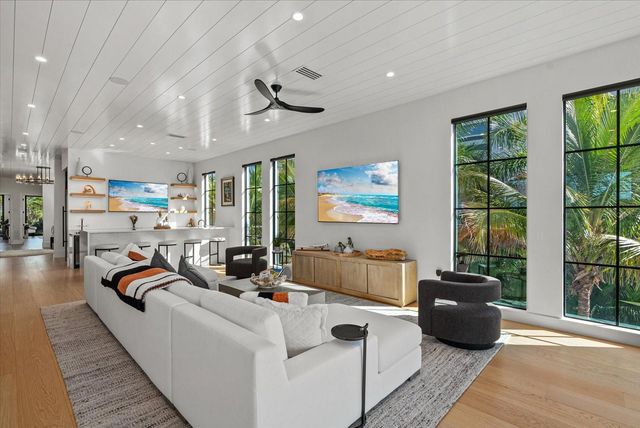 171 WHITTIER DRIVE, Sarasota, FL 34236