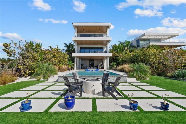 171 WHITTIER DRIVE, Sarasota, FL 34236