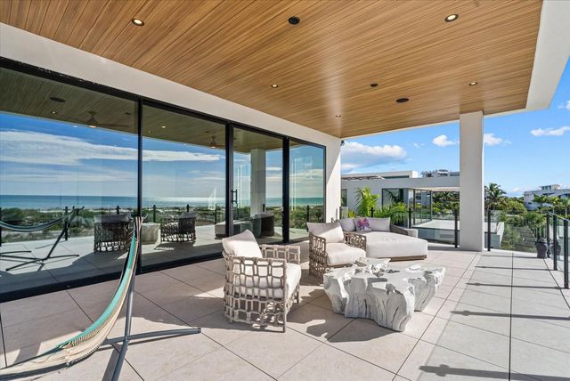 171 WHITTIER DRIVE, Sarasota, FL 34236