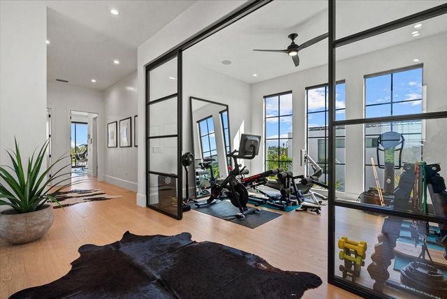 171 WHITTIER DRIVE, Sarasota, FL 34236