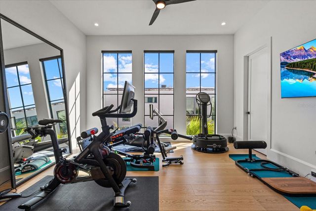 171 WHITTIER DRIVE, Sarasota, FL 34236