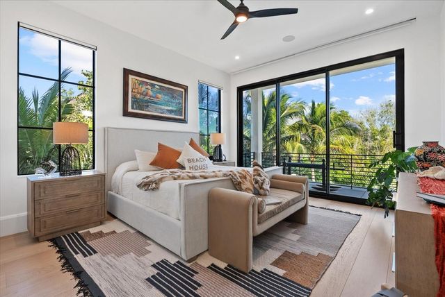 171 WHITTIER DRIVE, Sarasota, FL 34236