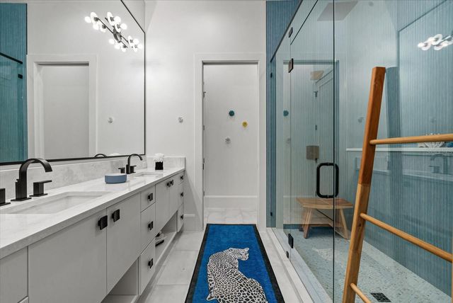 171 WHITTIER DRIVE, Sarasota, FL 34236