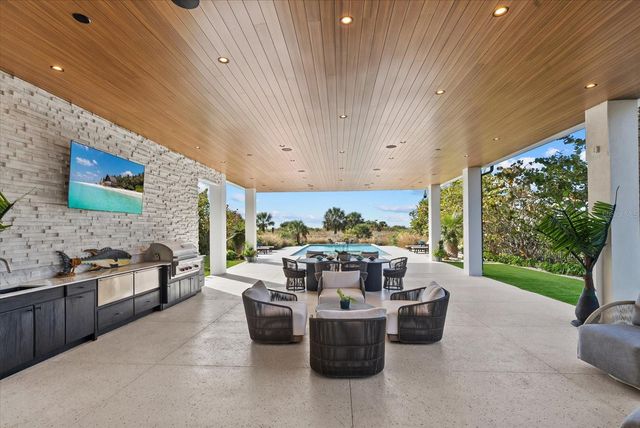 171 WHITTIER DRIVE, Sarasota, FL 34236