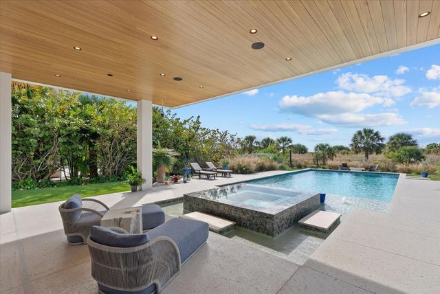 171 WHITTIER DRIVE, Sarasota, FL 34236