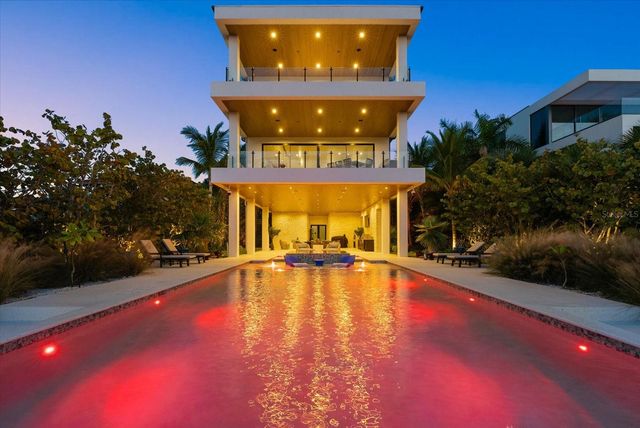 171 WHITTIER DRIVE, Sarasota, FL 34236