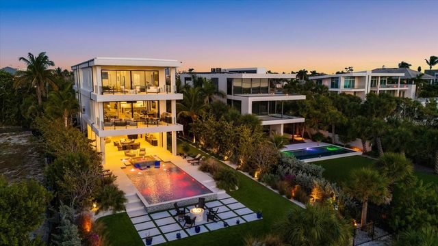 171 WHITTIER DRIVE, Sarasota, FL 34236