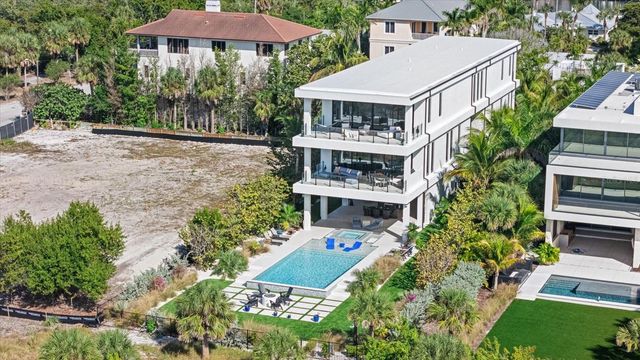 171 WHITTIER DRIVE, Sarasota, FL 34236